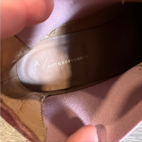 ANTHROPOLOGIE Pink Suede Floral Embossed Chelsea Boots Size 8.5 - Picture 11 of 13